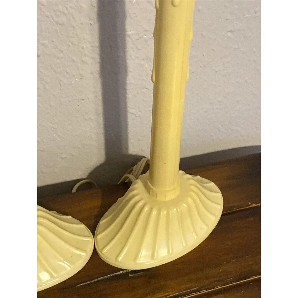 2 Vintage NOMA Electric Window Candle Flame Light Christmas